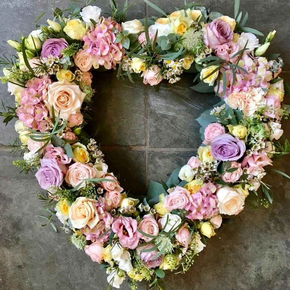 Heart Wreath (Open)