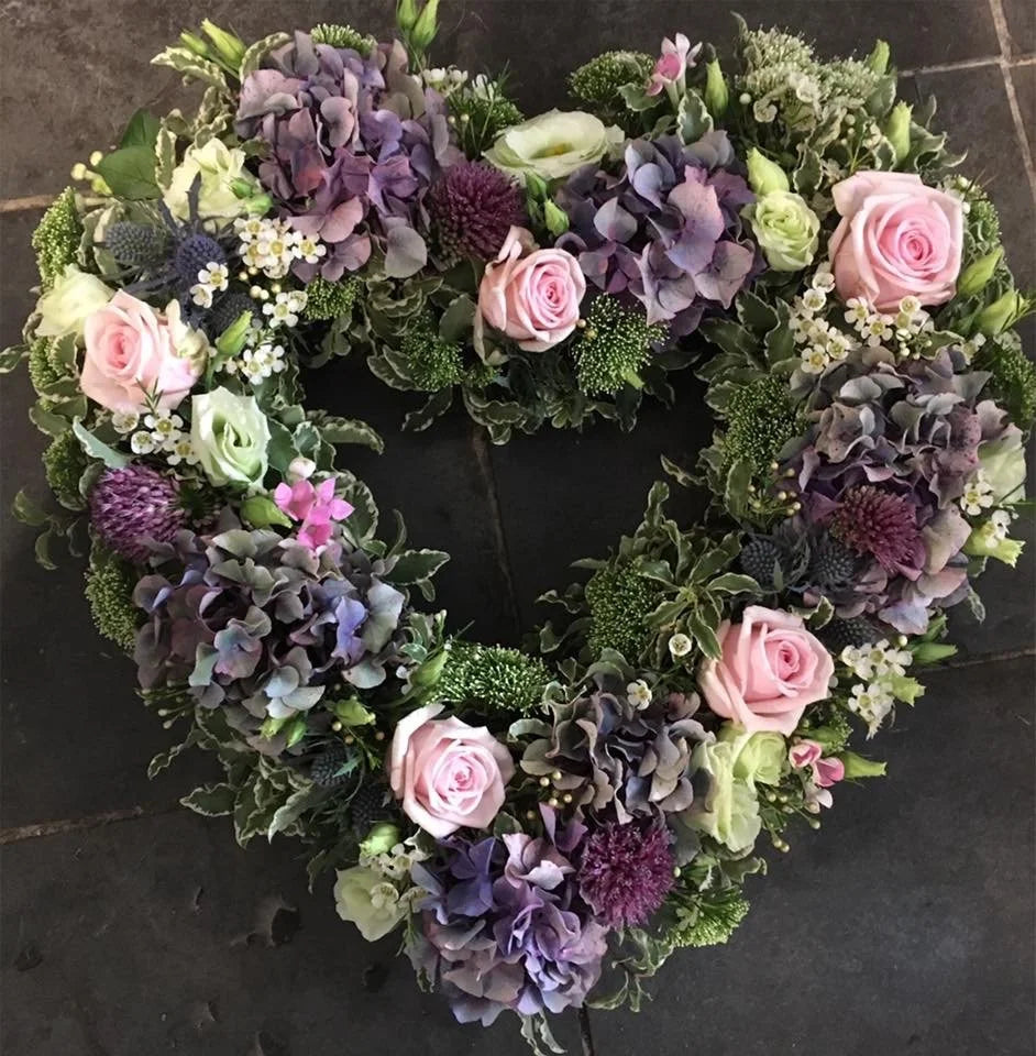 Heart Wreath (Open)