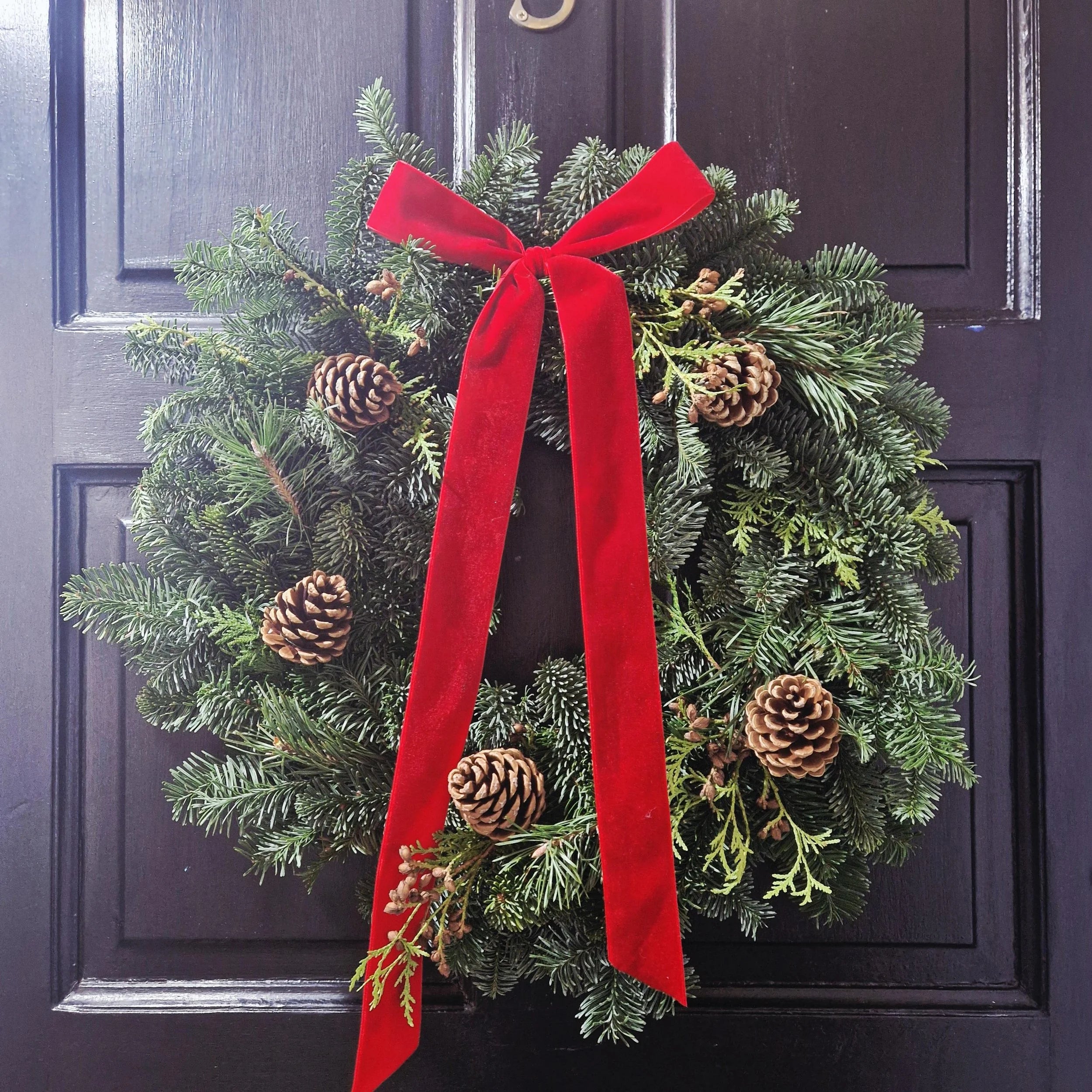 Deck the Halls - Fresh Foliage Wreath