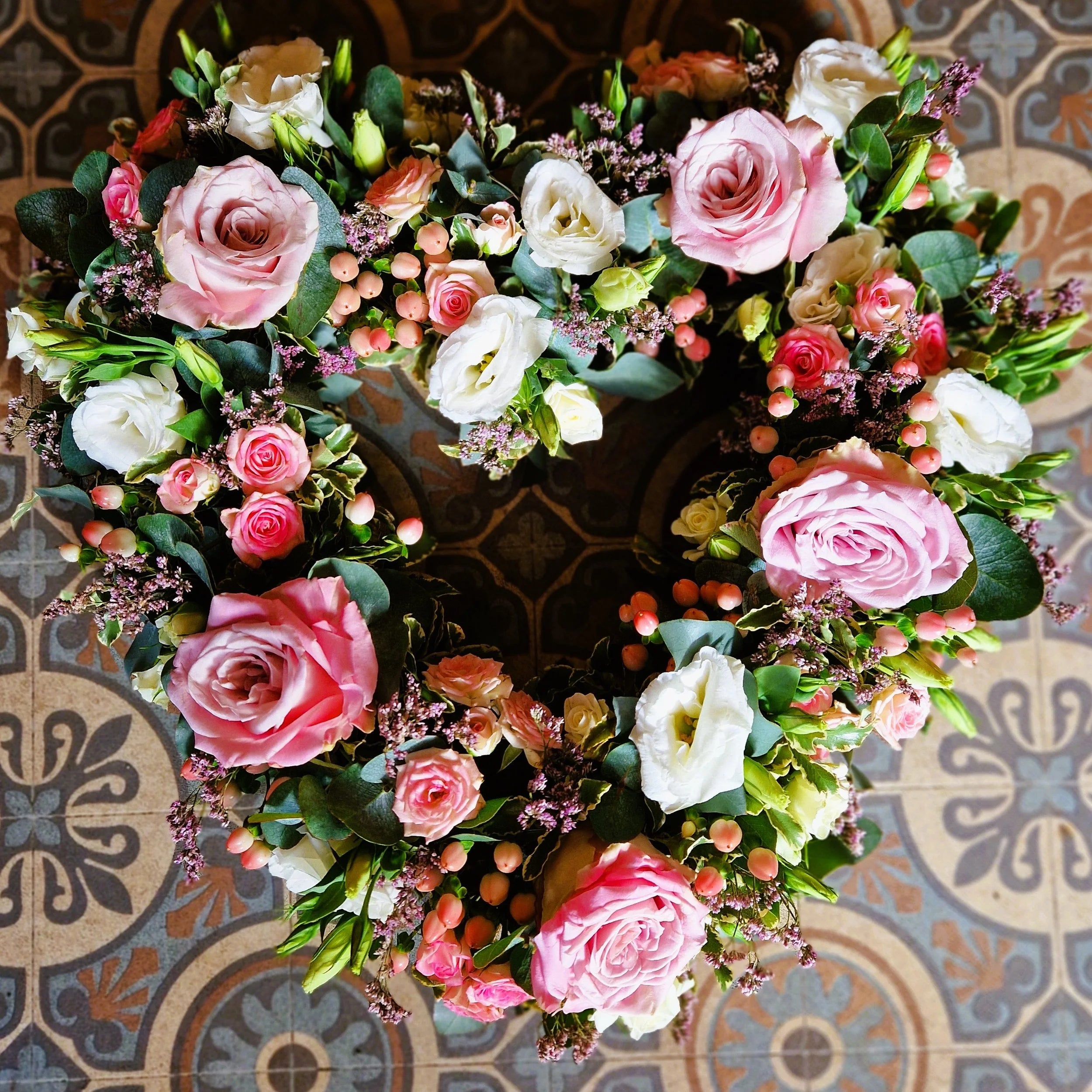 Heart Wreath (Open)