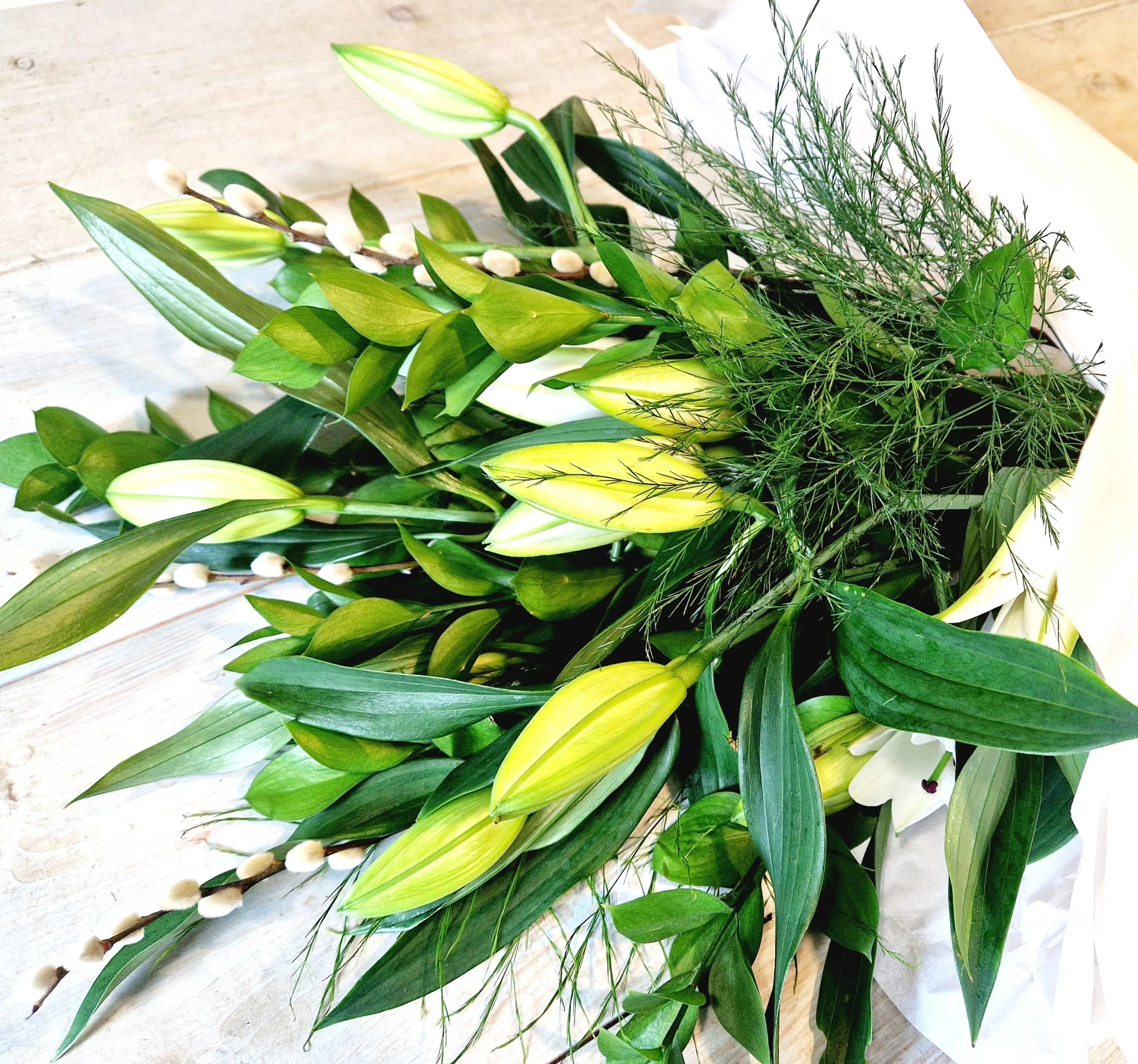 Classic Oriental White Lilies Bouquet